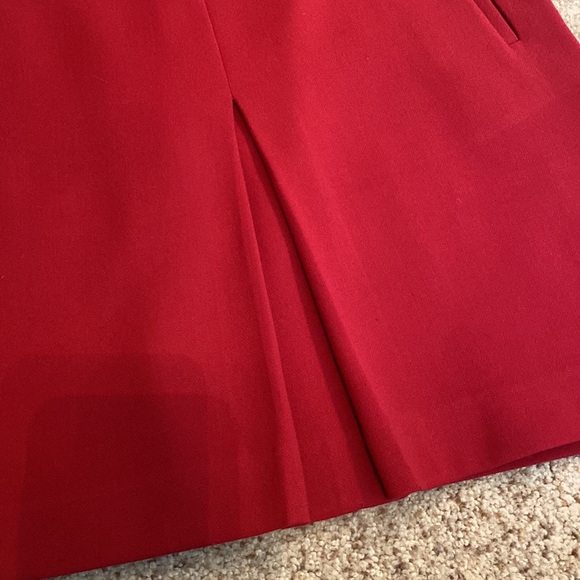 Ann Taylor Loft Red Skirt Size 6 - Picture 3 of 7